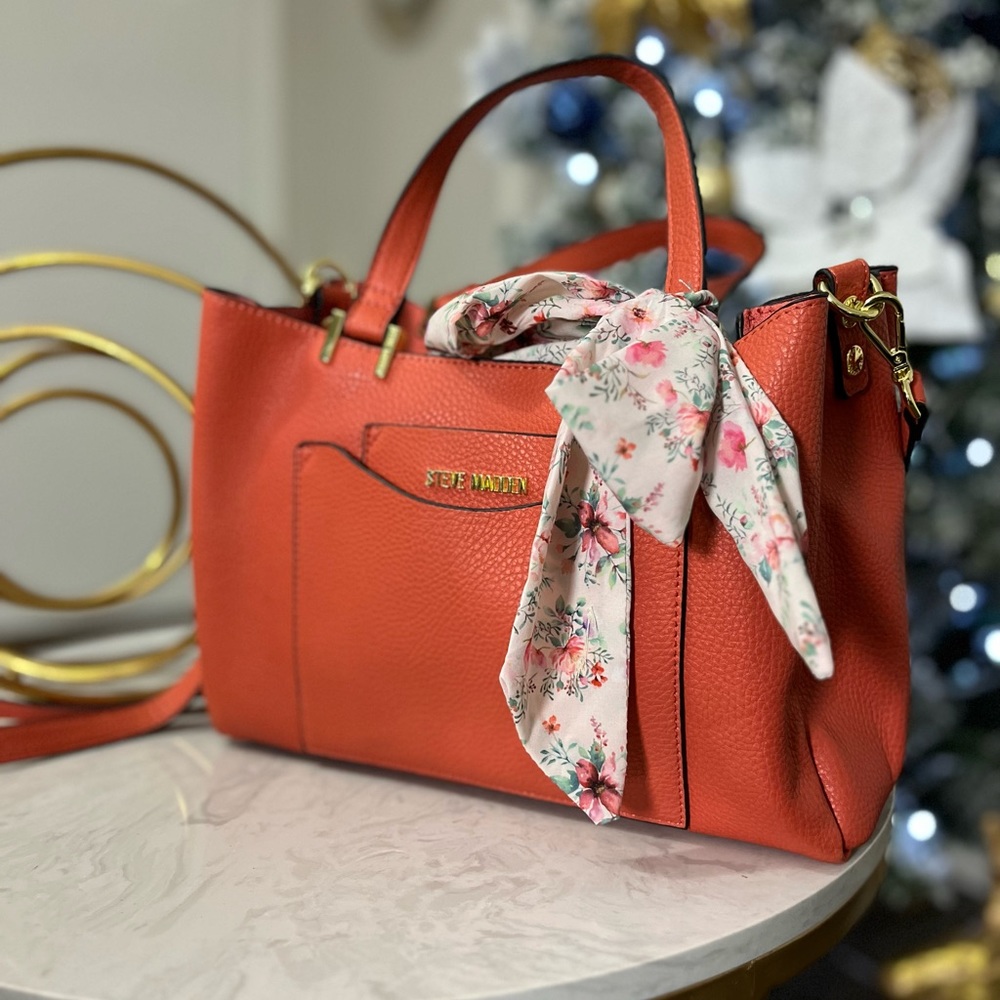 Steve Madden BPARKER Satchel - Papaya (NOT ORANGE)